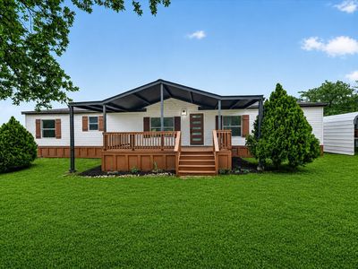 134 Classic Country Ct
