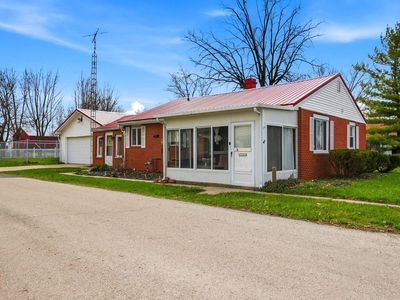 Property at 901 W Elm St, Hartford City, IN