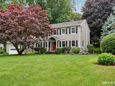 83 Lamplighter Lane