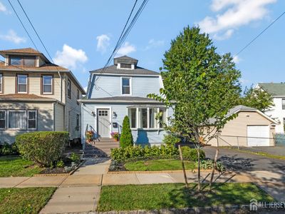 208 Walnut St