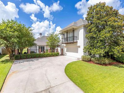 14524 Oak Path Dr
