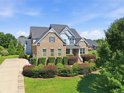 4403 Bonnie Loch Dr