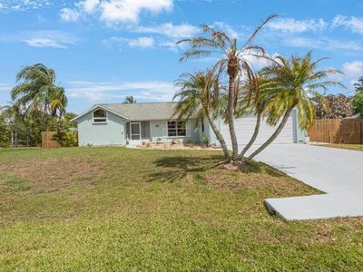 814 Floraland Avenue
