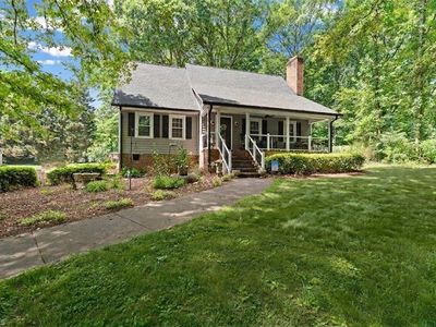 5750 Stanleyville Dr