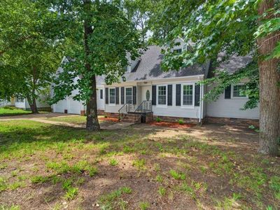 112 W Rexford Dr