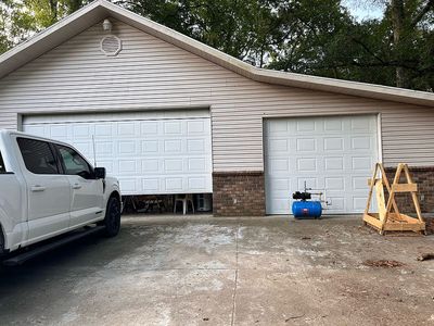 6094 Chisolm Rd