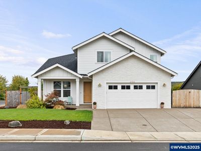 2106 SE Arrowwood Dr