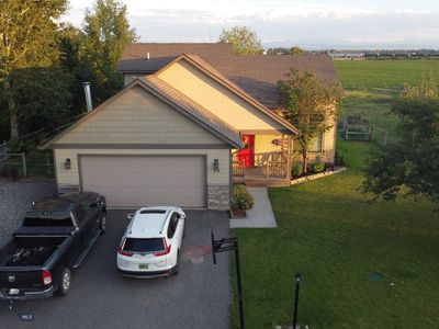 218 E Tobiano Trl