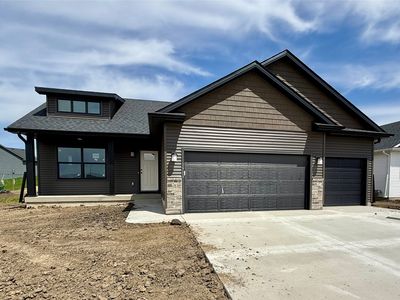 2902 NW Reinhart Dr