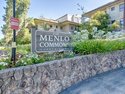 2140 Santa Cruz Ave APT B106