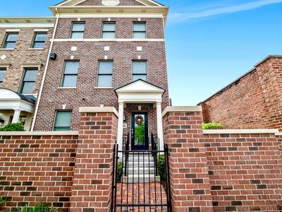 Property at 110 S Washington St, Wheaton, IL