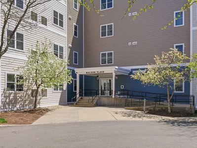 30 Franklin St Unit 427