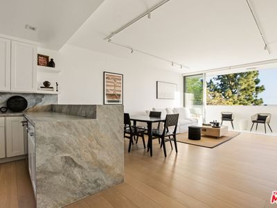 8787 Shoreham Dr APT 105