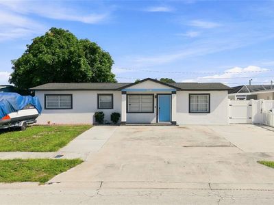 7805 WINSTON LANE