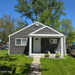 248 W Willow St