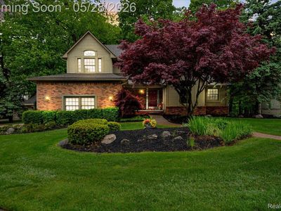 28335 Golf Pointe Blvd