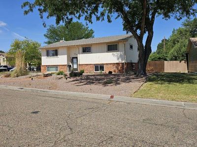 26 Sierra Dr