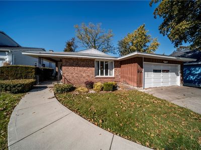 110 Bellshire Ln