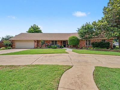 612 Cambridge Dr