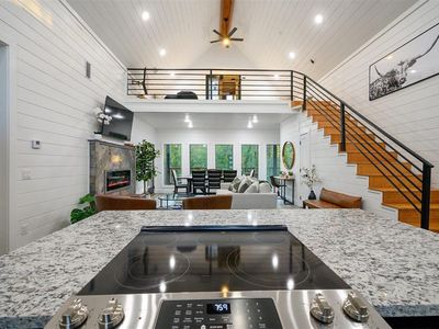 48 Cedar Hills Trl