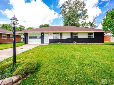 49 Brookhaven Dr