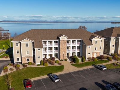 62 Club Rd APT 305