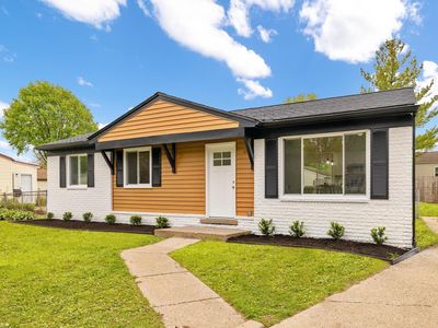 Property at 32620 Coach Dr, Chesterfield, MI