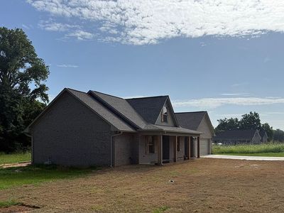 390 Eaglecrest Dr