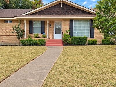 5427 Longleaf Ln