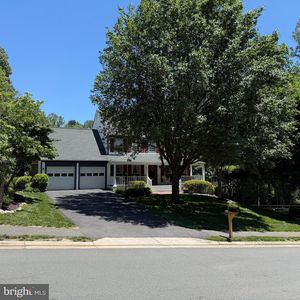 12207 Knightsbridge Dr