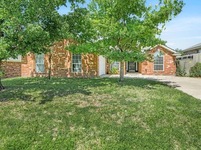 41 Tiffany Ln