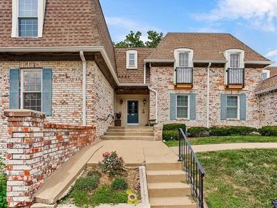 Property at 5716 Metcalf Ct, Overland Park, KS
