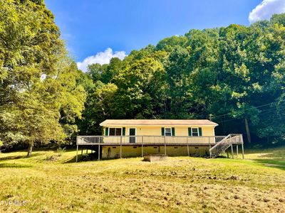6090 Shaffertown Rd