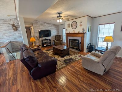 17362 Country Life Rd