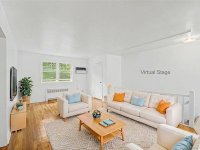 226-29 Kingsbury Avenue #B