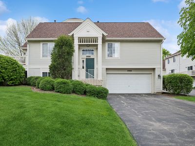 Property at 1466 New Haven Dr, Cary, IL