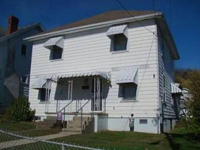 1228 Frame St