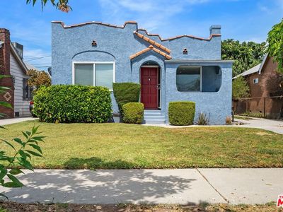 1919 W 65th Pl