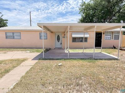 2901 Largo Dr