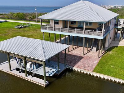 14 Sandy Point Dr