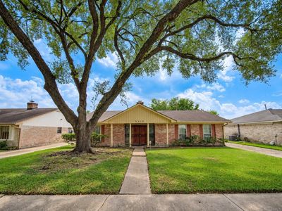 9315 Triola Ln