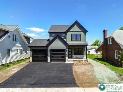 37 7th St