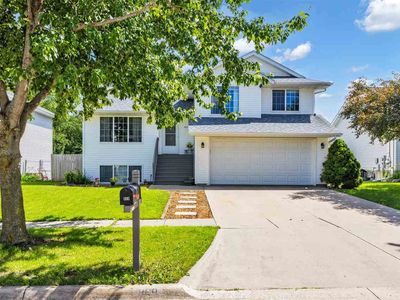 Property at 869 Augusta Cir, North Liberty, IA