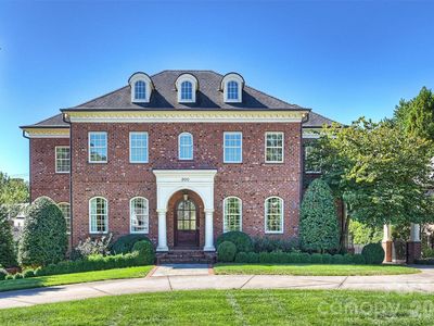 200 Huntley Pl