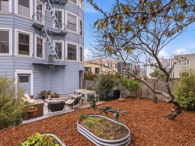 724 16th Ave APT 2