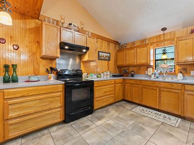 3718 Highway 10