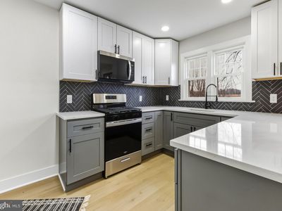 550 Chews Landing Rd