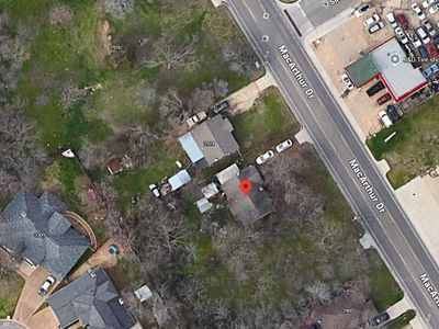 2922 Macarthur Dr
