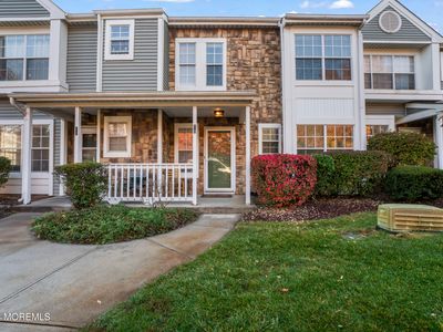 10 Stirrup Court