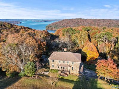 55 Mountain Laurel Ln